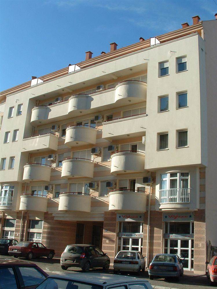 Voyager Bed & Breakfast Újvidék Kültér fotó