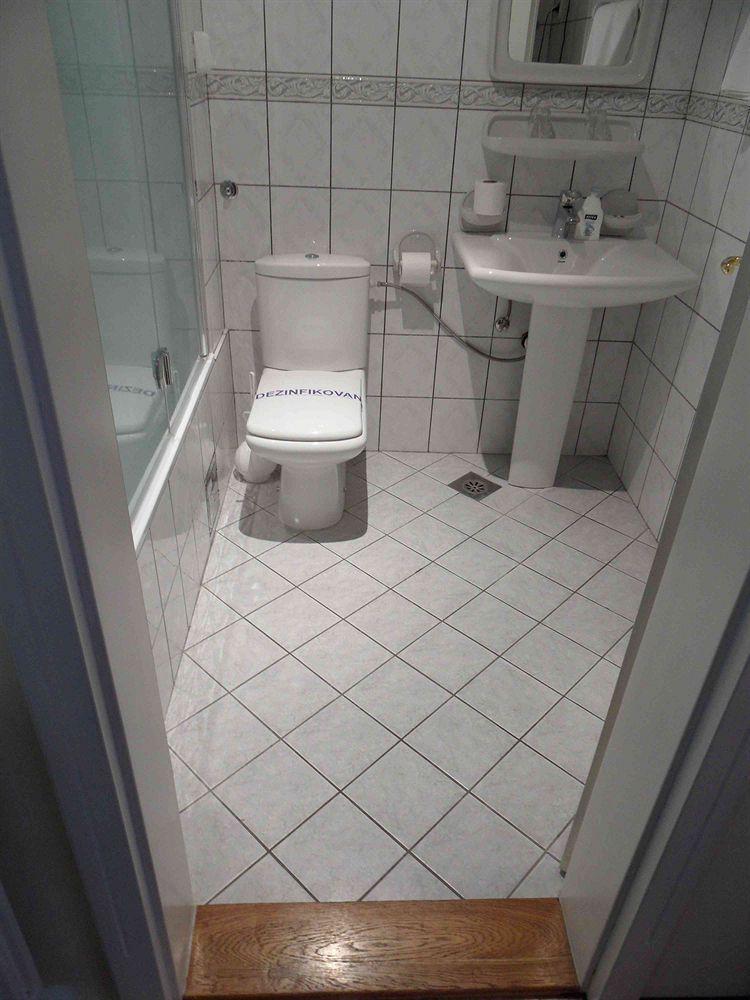 Voyager Bed & Breakfast Újvidék Kültér fotó