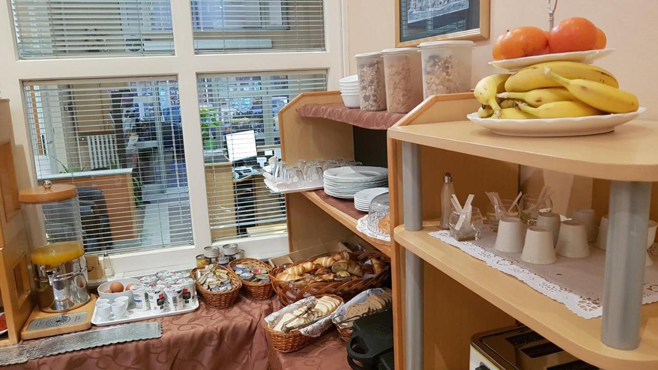 Voyager Bed & Breakfast Újvidék Kültér fotó