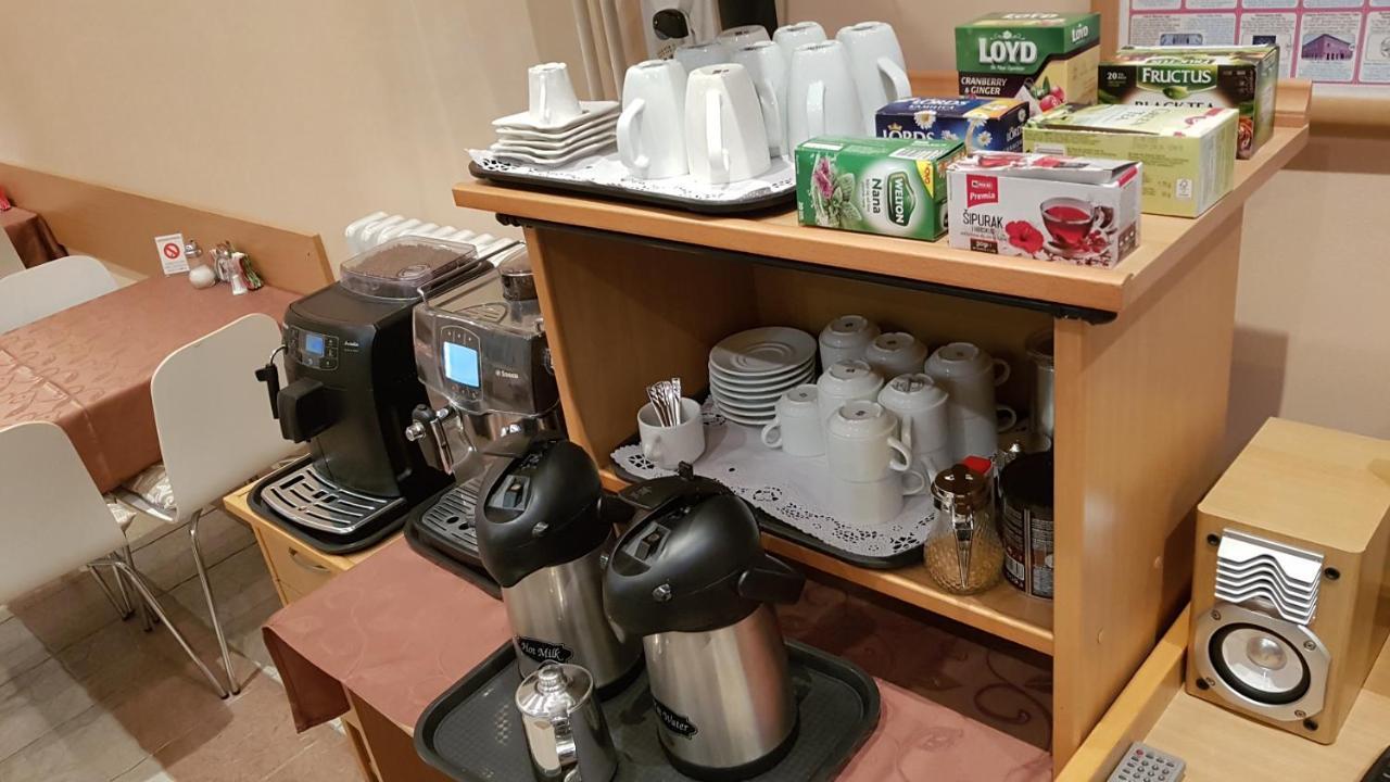 Voyager Bed & Breakfast Újvidék Kültér fotó